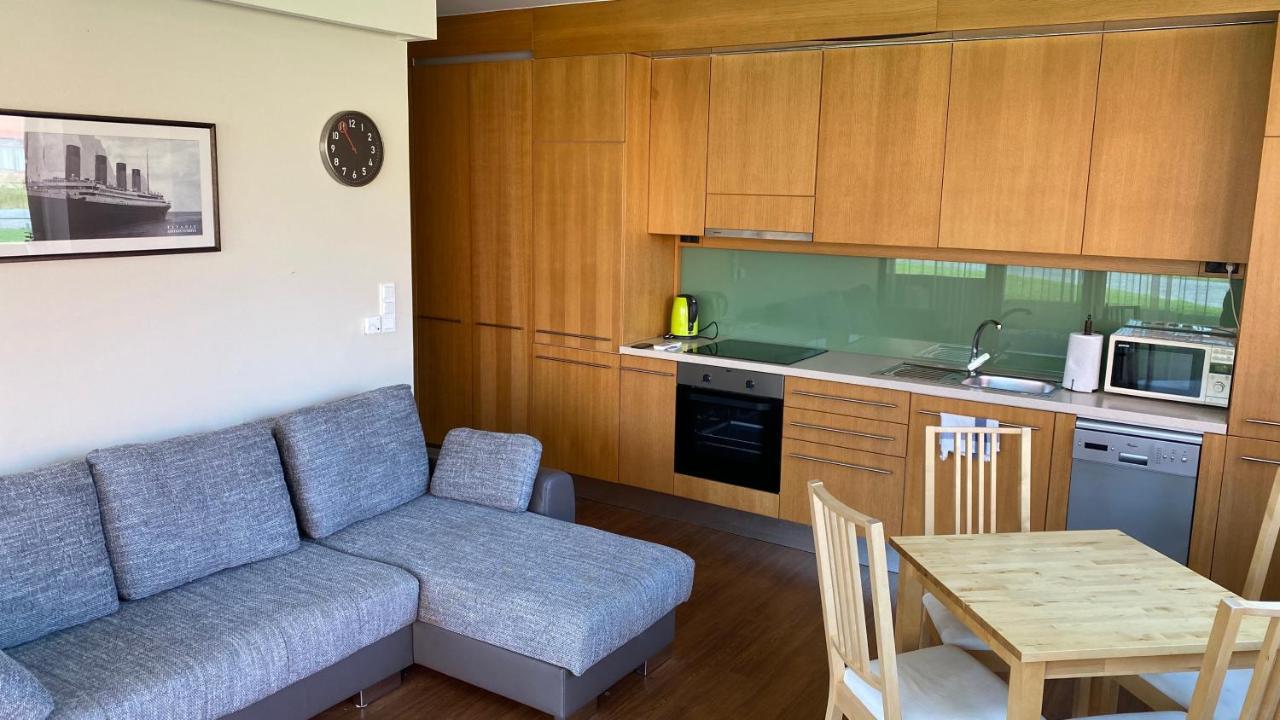 Prime Apartmans بالاتوليلّي المظهر الخارجي الصورة